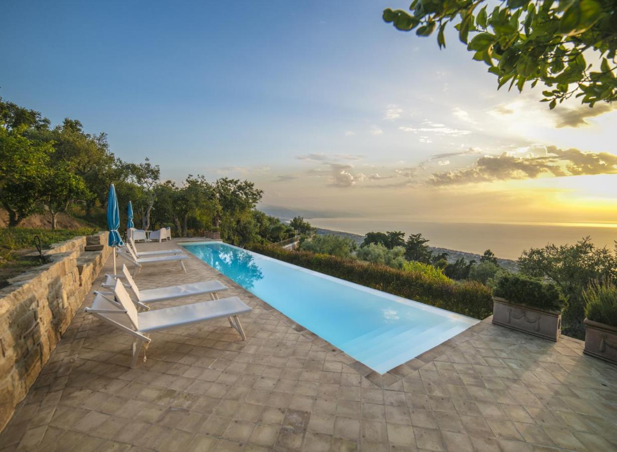 Villa Laura Capo dʼOrlando Dış mekan fotoğraf